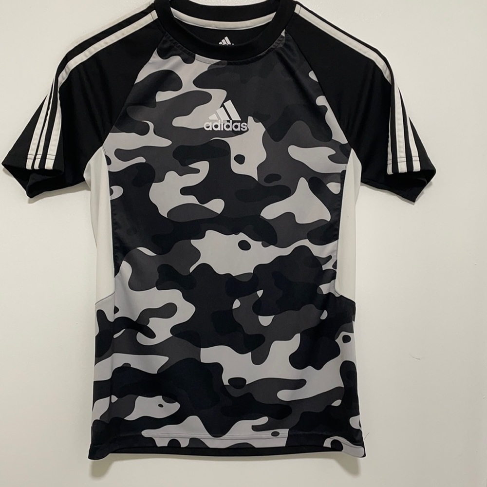 Boys 10-12 short sleeved shirt